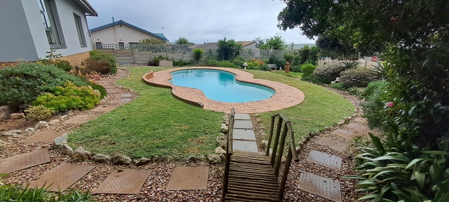 4 Bedroom Property for Sale in Vredenburg Western Cape